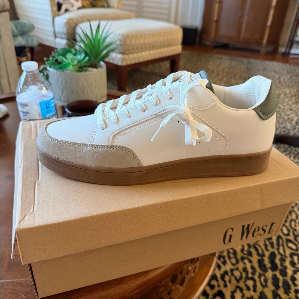 G-West men’s casual sneakers 11.5 new